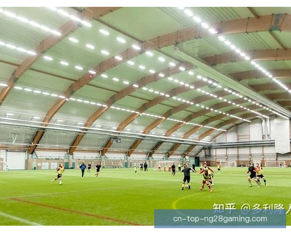 五人制足球鞋场地适配指南，抓地缓震防滑全解析